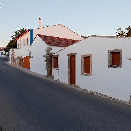 Pensionat Casa Dos Tios 4*